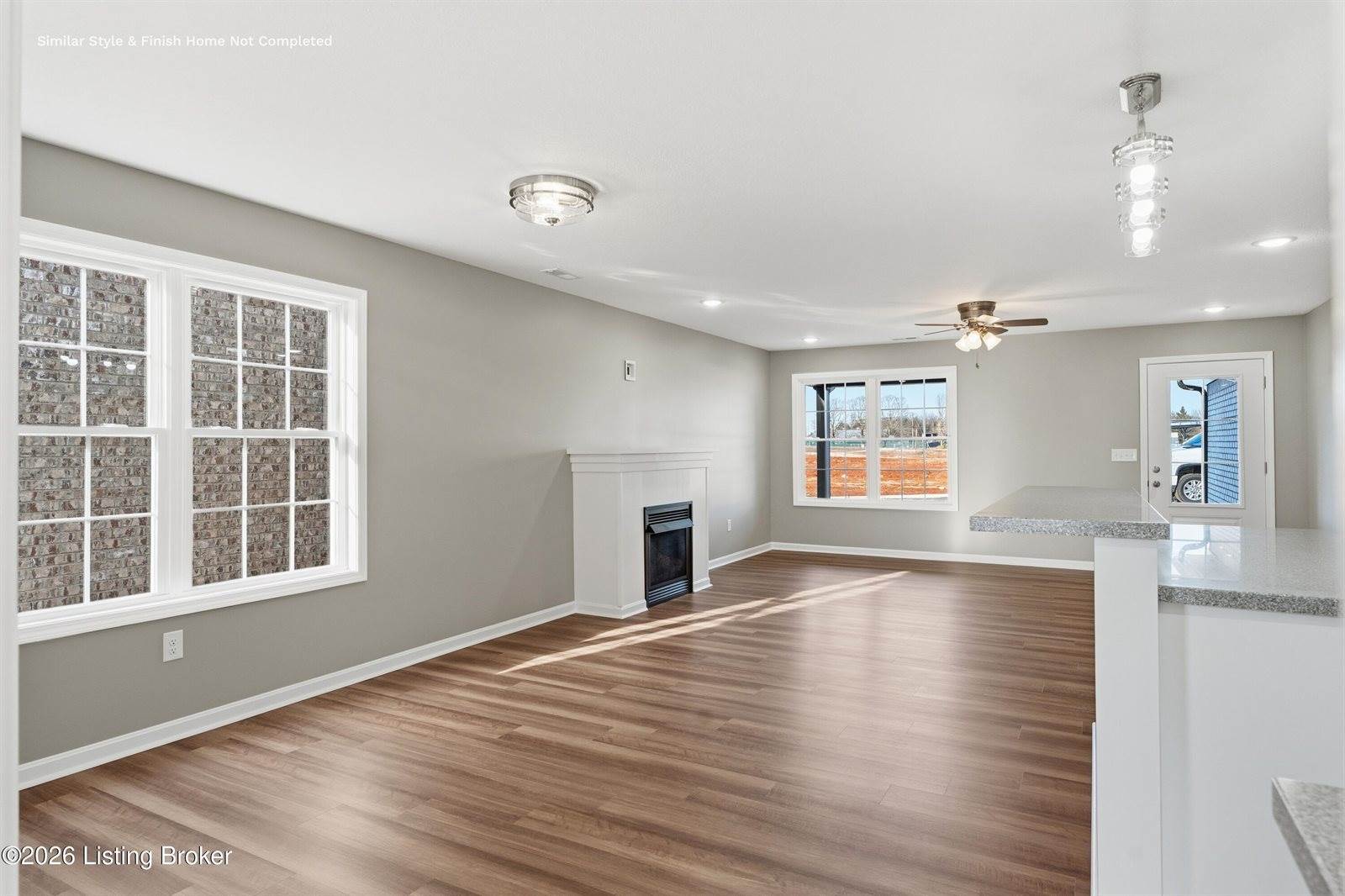 37 Paislynne Ct, Brandenburg, KY 40108