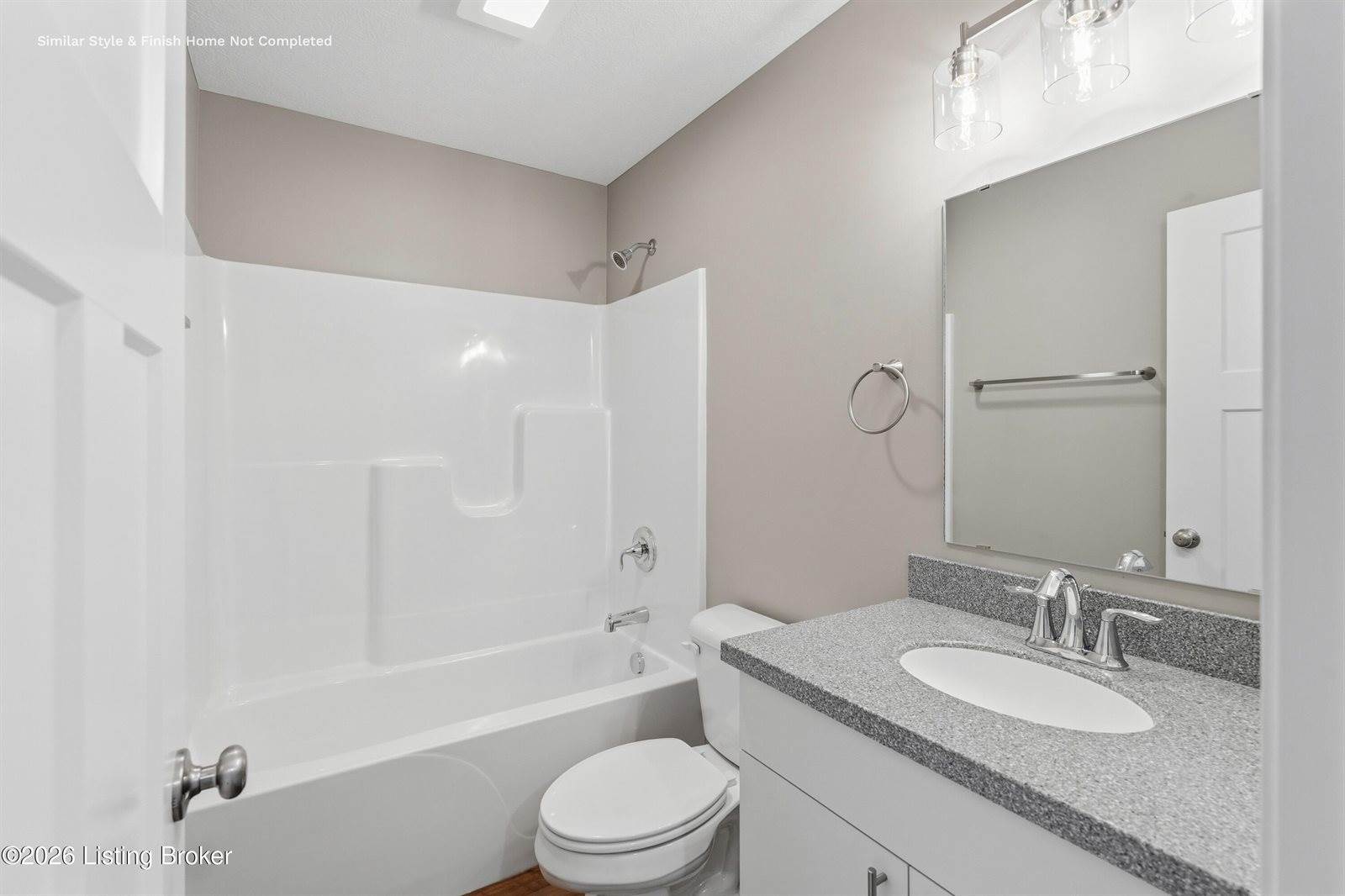 37 Paislynne Ct, Brandenburg, KY 40108