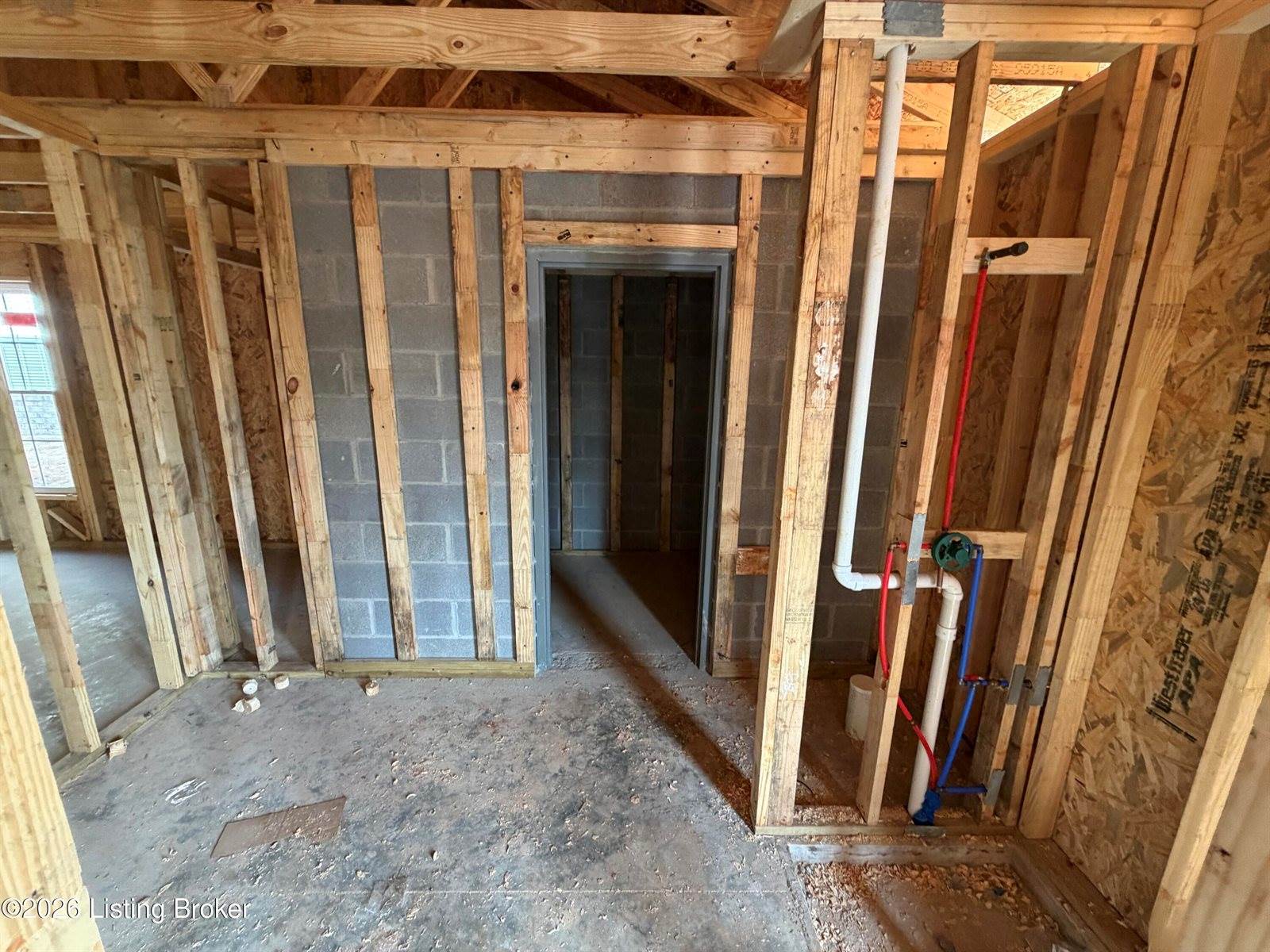 37 Paislynne Ct, Brandenburg, KY 40108