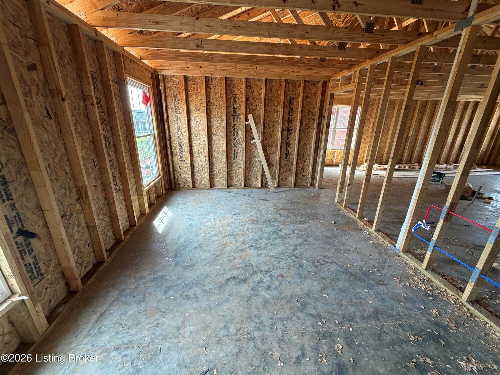 37 Paislynne Ct, Brandenburg, KY 40108