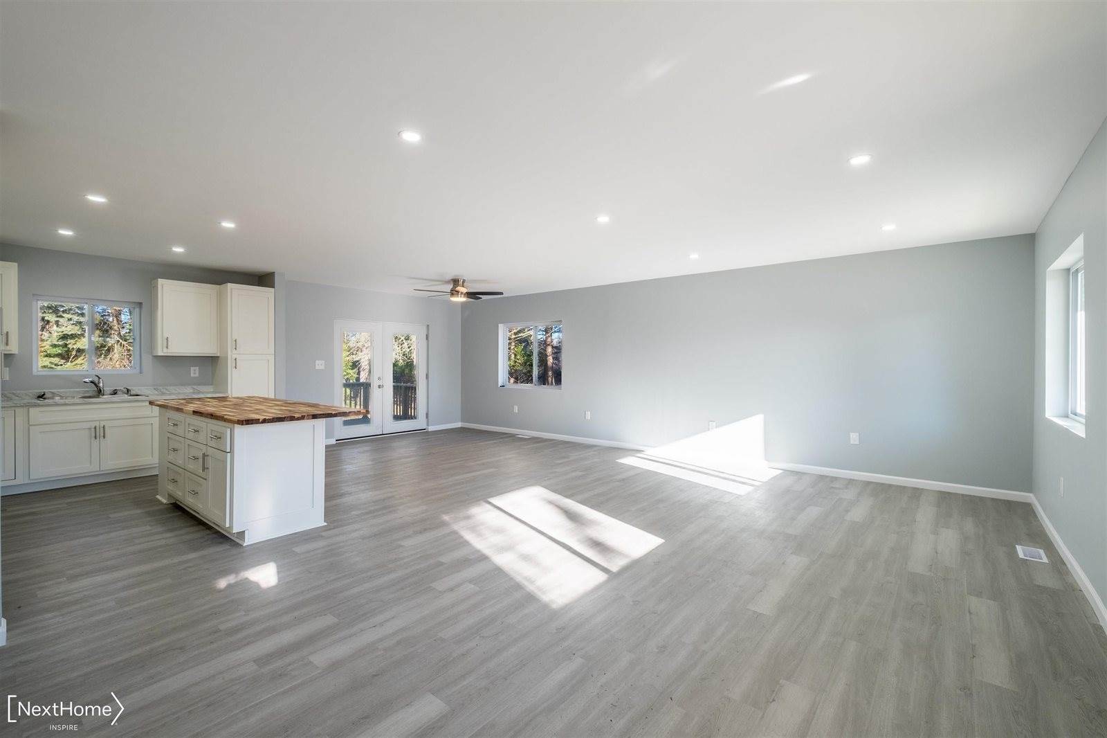 229 N Water Street, Au Gres, MI 48703