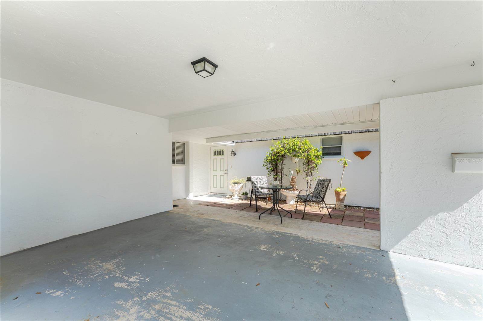 3972 Overlook Bend, #28, Sarasota, FL 34232