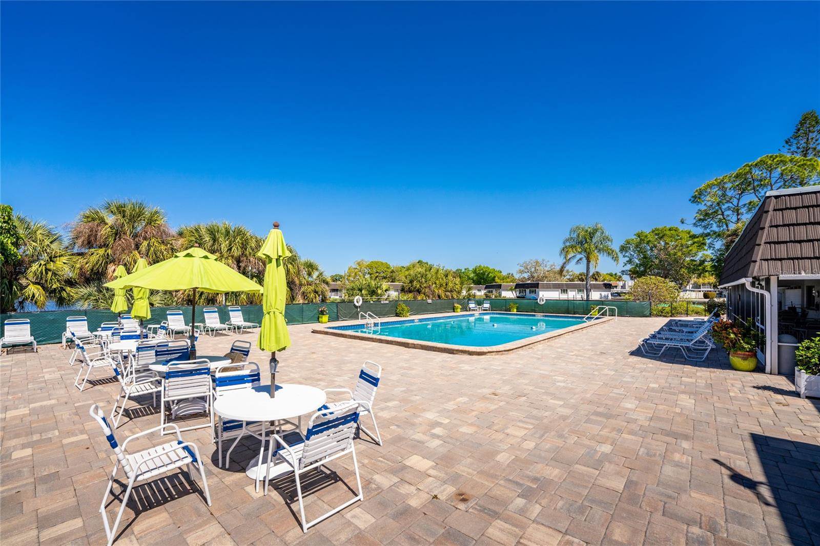 3972 Overlook Bend, #28, Sarasota, FL 34232