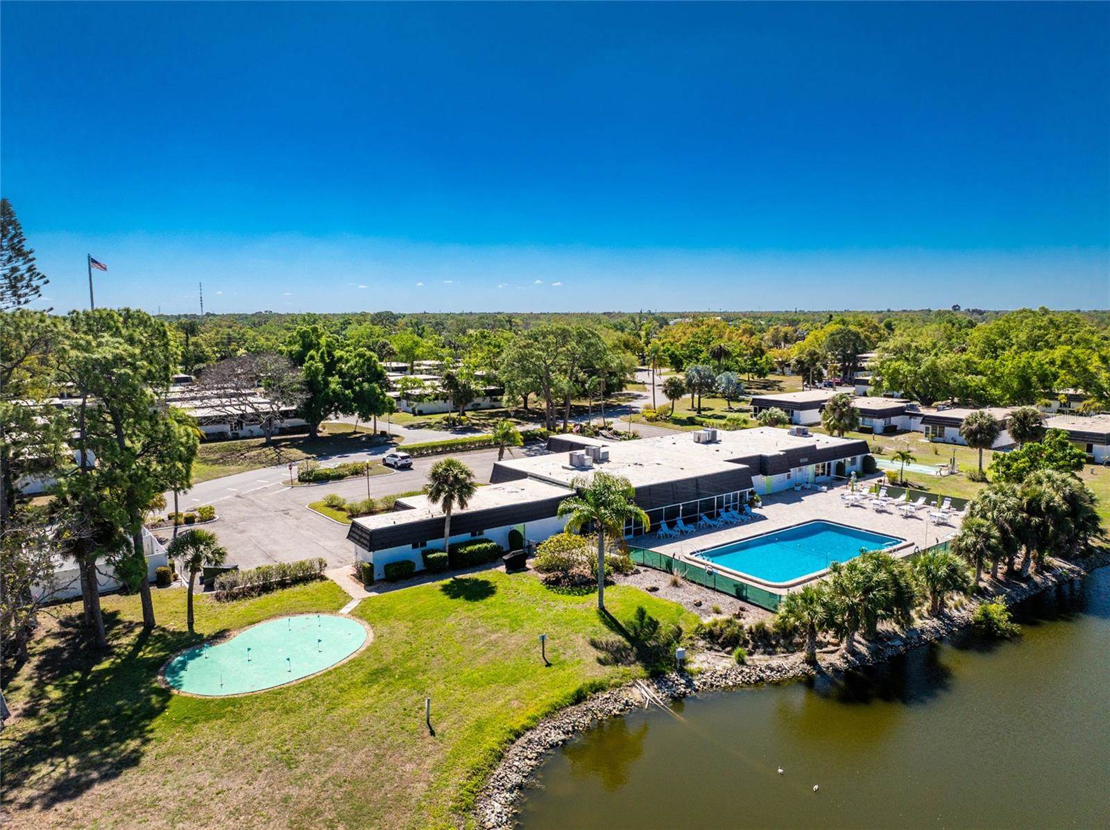 3972 Overlook Bend, #28, Sarasota, FL 34232