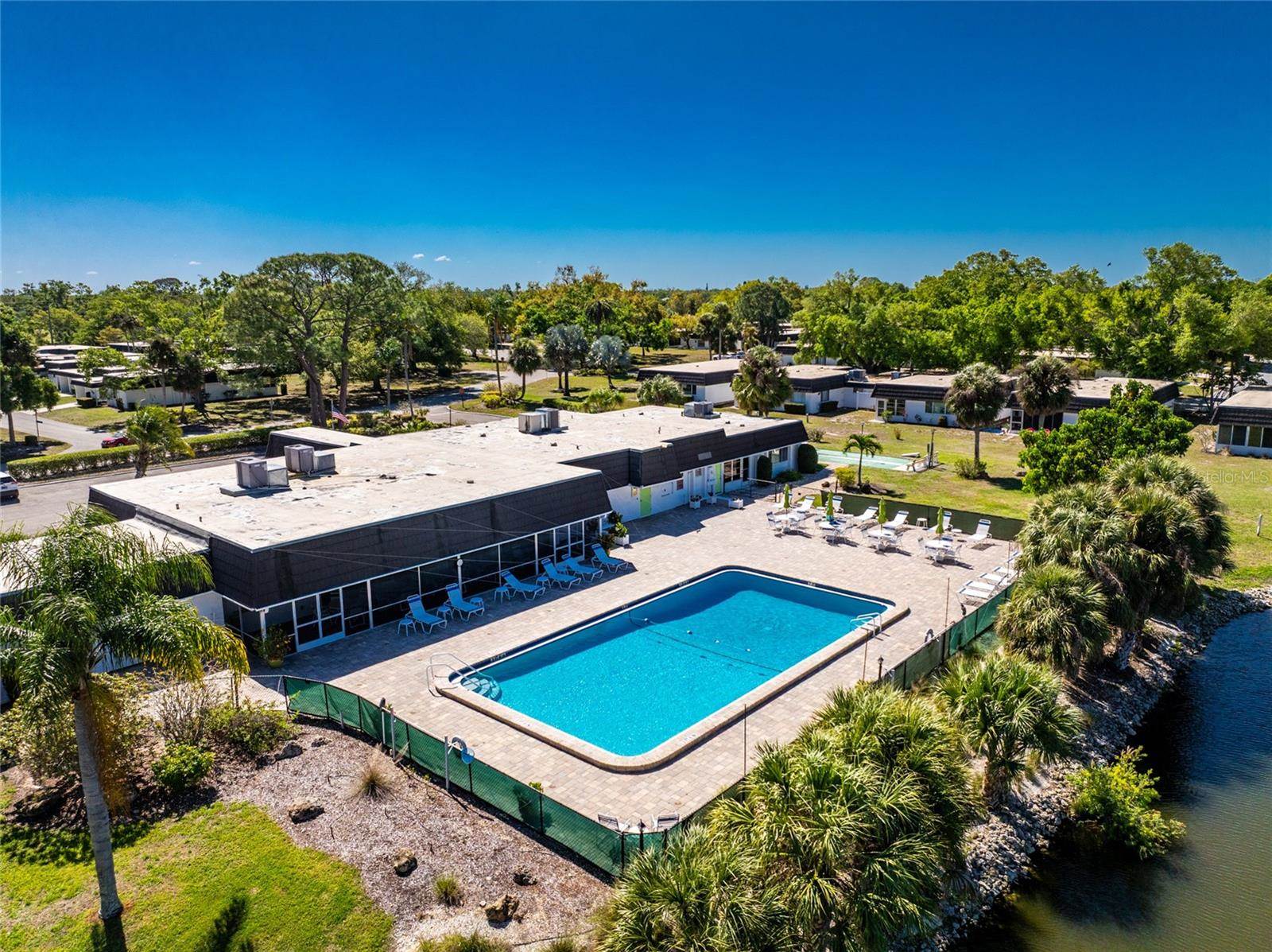 3972 Overlook Bend, #28, Sarasota, FL 34232