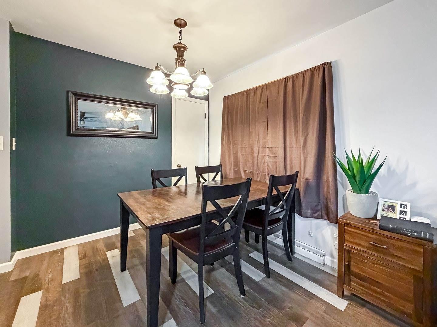 817 West Empire Street, Freeport, IL 61032