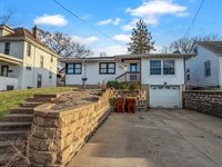 817 West Empire Street, Freeport, IL 61032