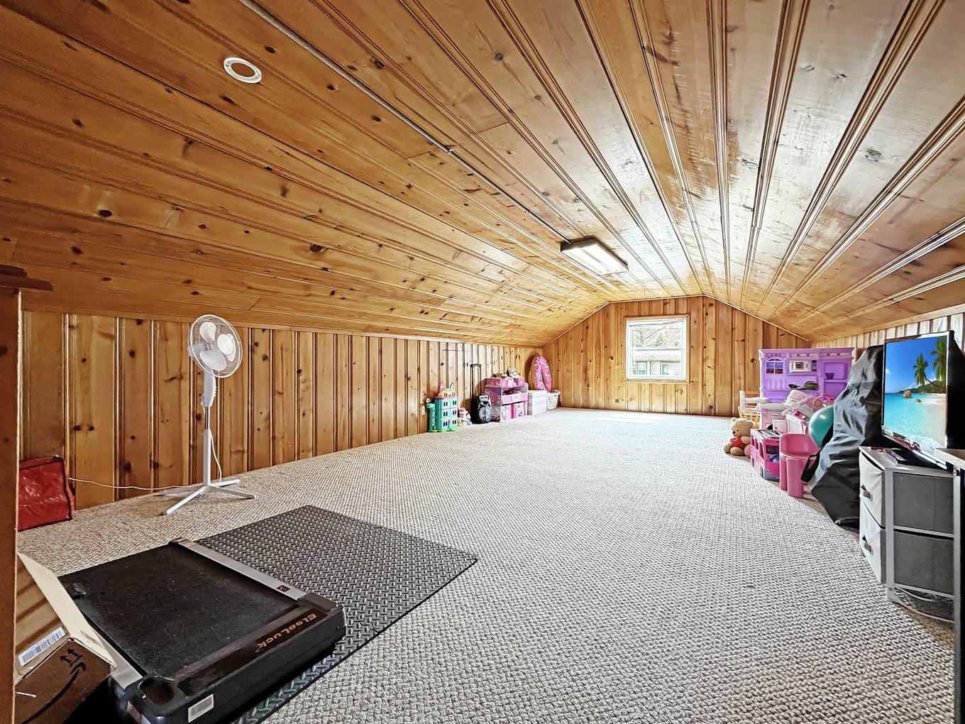 510 West Dewey Street, Freeport, IL 61032