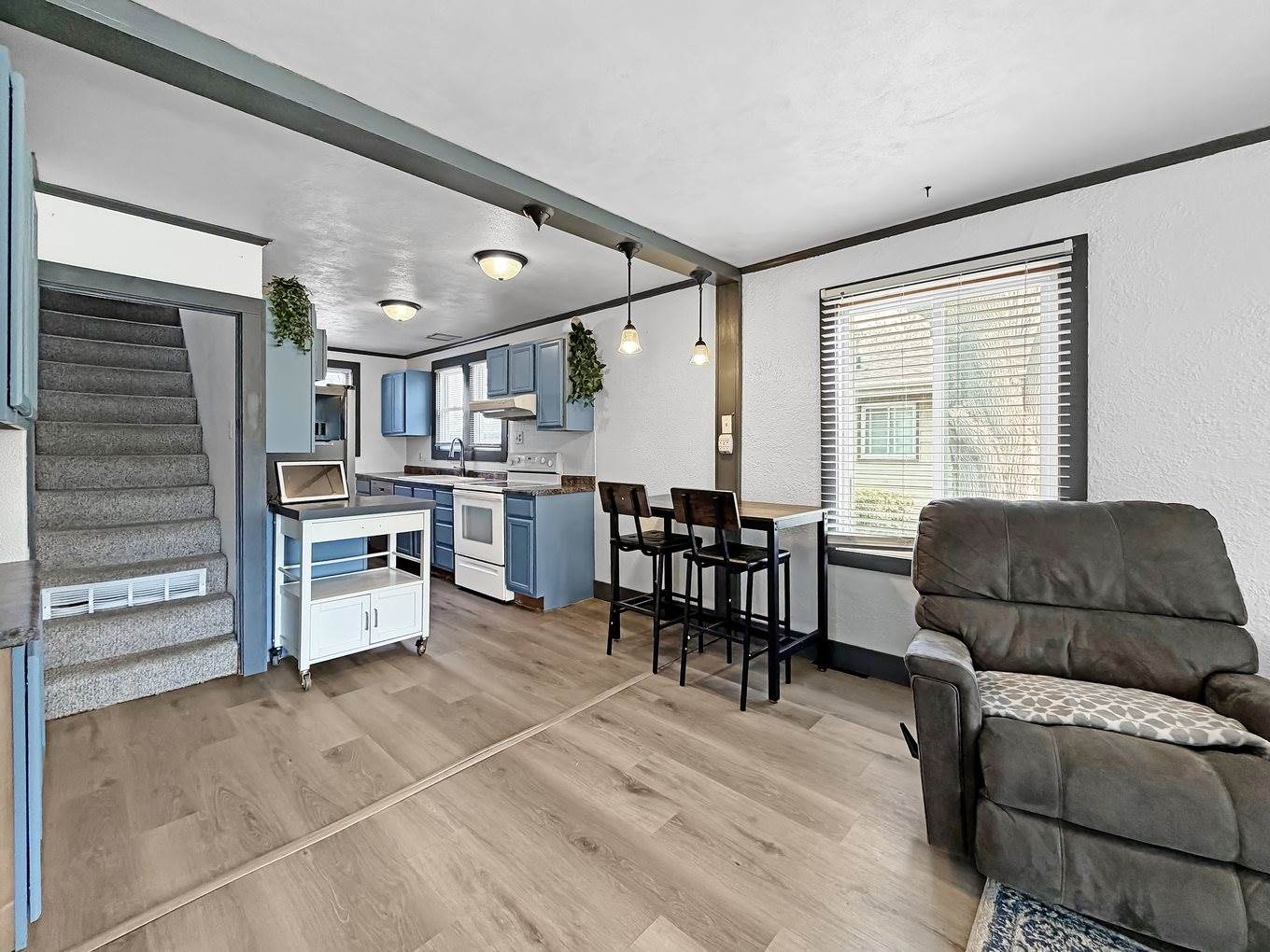 510 West Dewey Street, Freeport, IL 61032