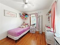 510 West Dewey Street, Freeport, IL 61032