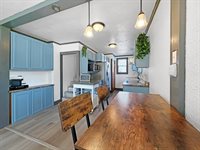 510 West Dewey Street, Freeport, IL 61032