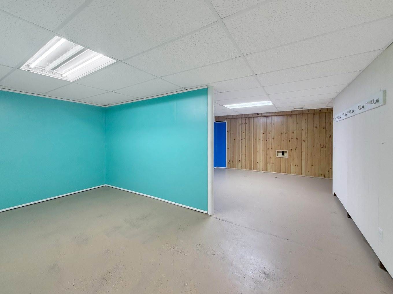 1318 Ridgefield Road, Freeport, IL 61032