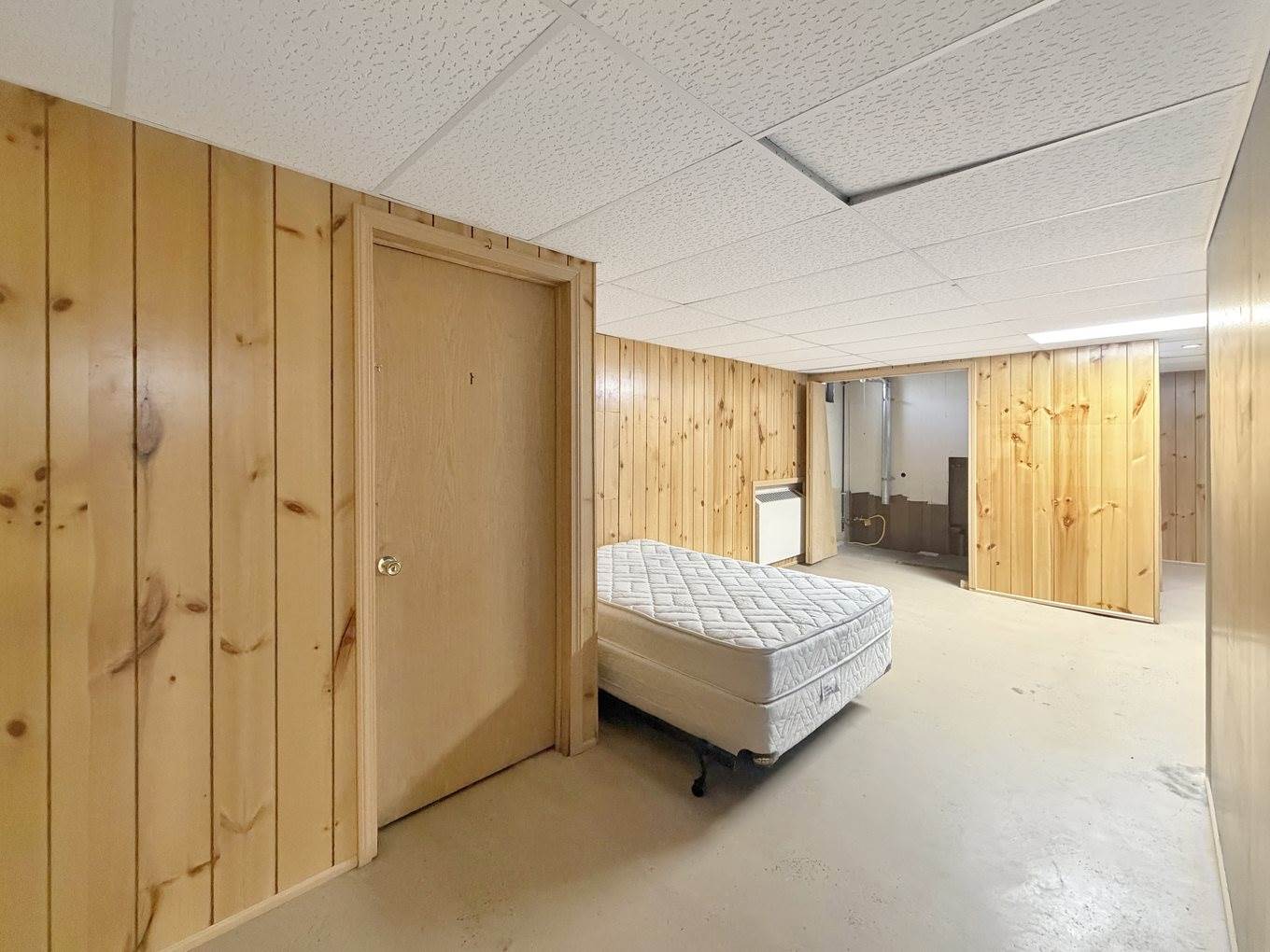 1318 Ridgefield Road, Freeport, IL 61032