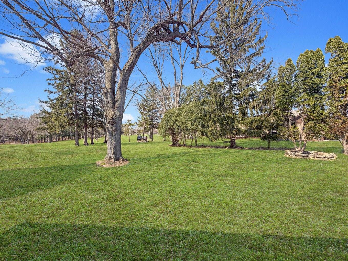 1318 Ridgefield Road, Freeport, IL 61032