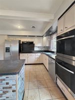 1318 Ridgefield Road, Freeport, IL 61032