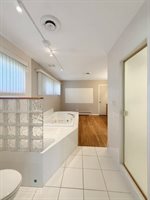 1318 Ridgefield Road, Freeport, IL 61032