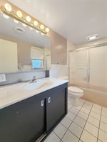 1318 Ridgefield Road, Freeport, IL 61032