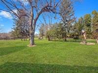 1318 Ridgefield Road, Freeport, IL 61032