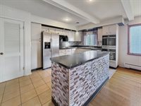 1318 Ridgefield Road, Freeport, IL 61032