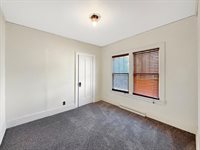 405 North Apple Avenue, Freeport, IL 61032