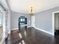 405 North Apple Avenue, Freeport, IL 61032