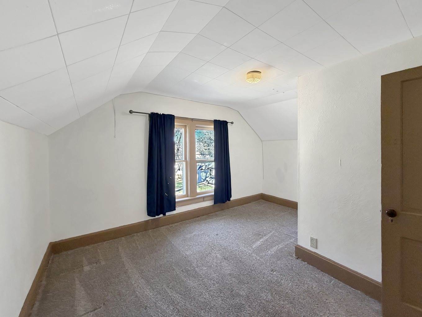 430 West American Street, Freeport, IL 61032