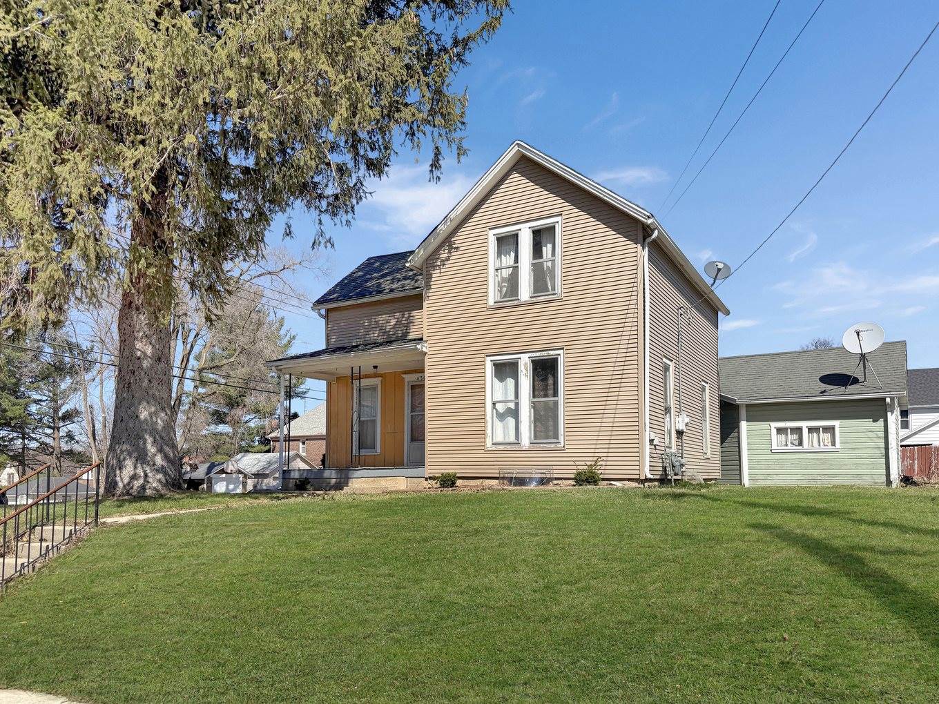 430 West American Street, Freeport, IL 61032