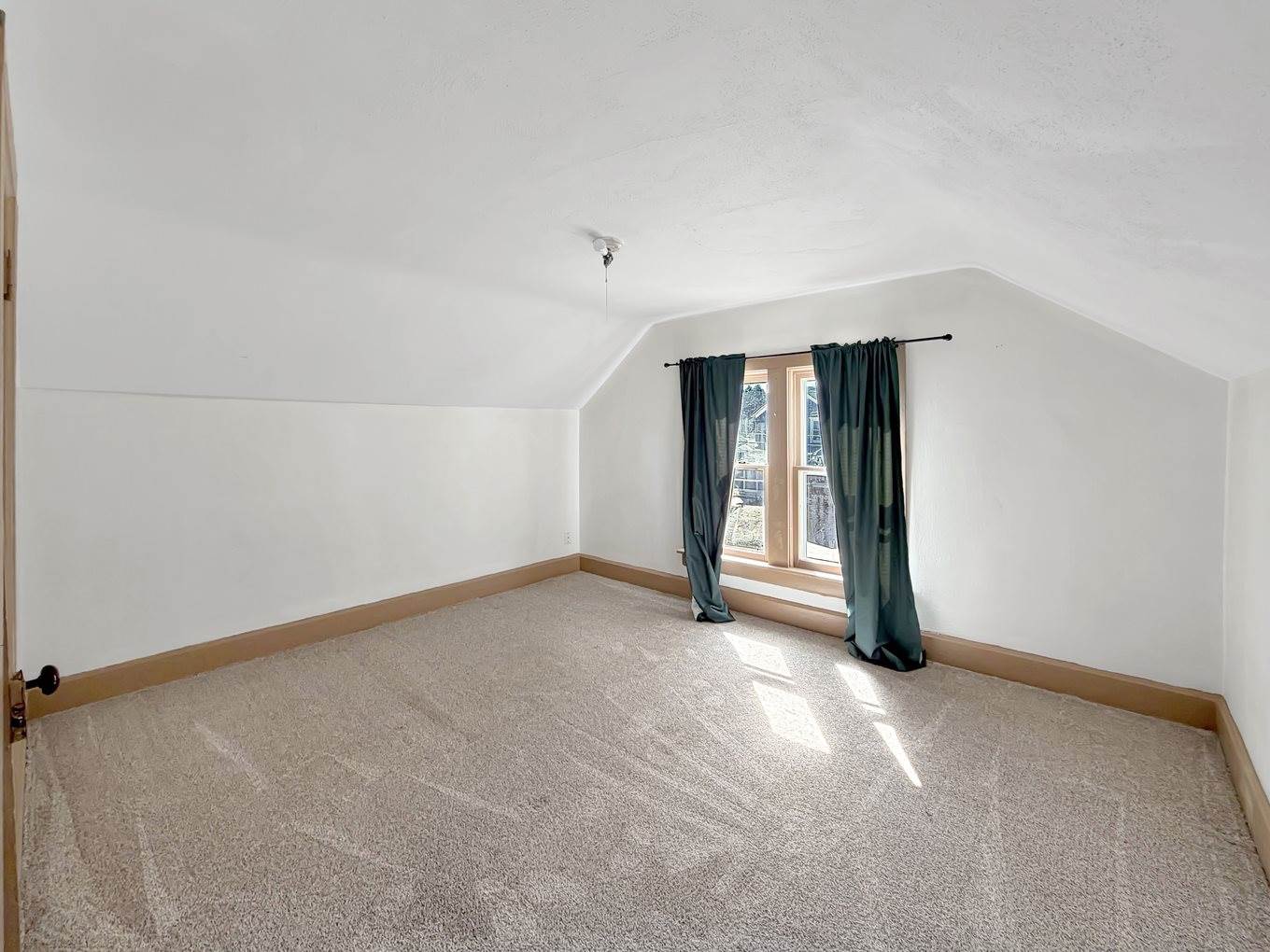 430 West American Street, Freeport, IL 61032