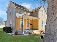 430 West American Street, Freeport, IL 61032