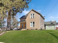 430 West American Street, Freeport, IL 61032