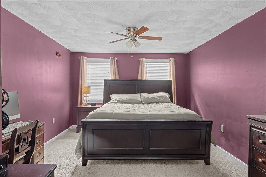 103 Juniper Ln, Tewksbury, MA 01876