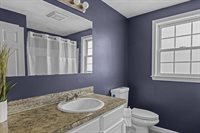 103 Juniper Ln, Tewksbury, MA 01876