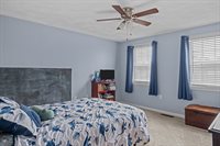 103 Juniper Ln, Tewksbury, MA 01876