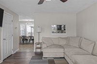 103 Juniper Ln, Tewksbury, MA 01876