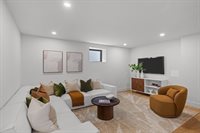 29 Dartmouth St, Arlington, MA 02474