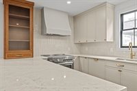 29 Dartmouth St, Arlington, MA 02474