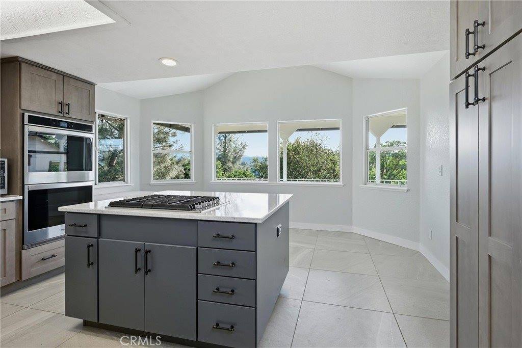 18669 Deer Hill, Hidden Valley Lake, CA 95467