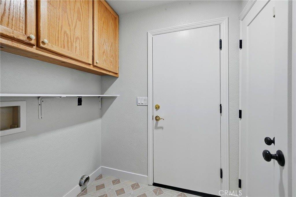 18669 Deer Hill, Hidden Valley Lake, CA 95467