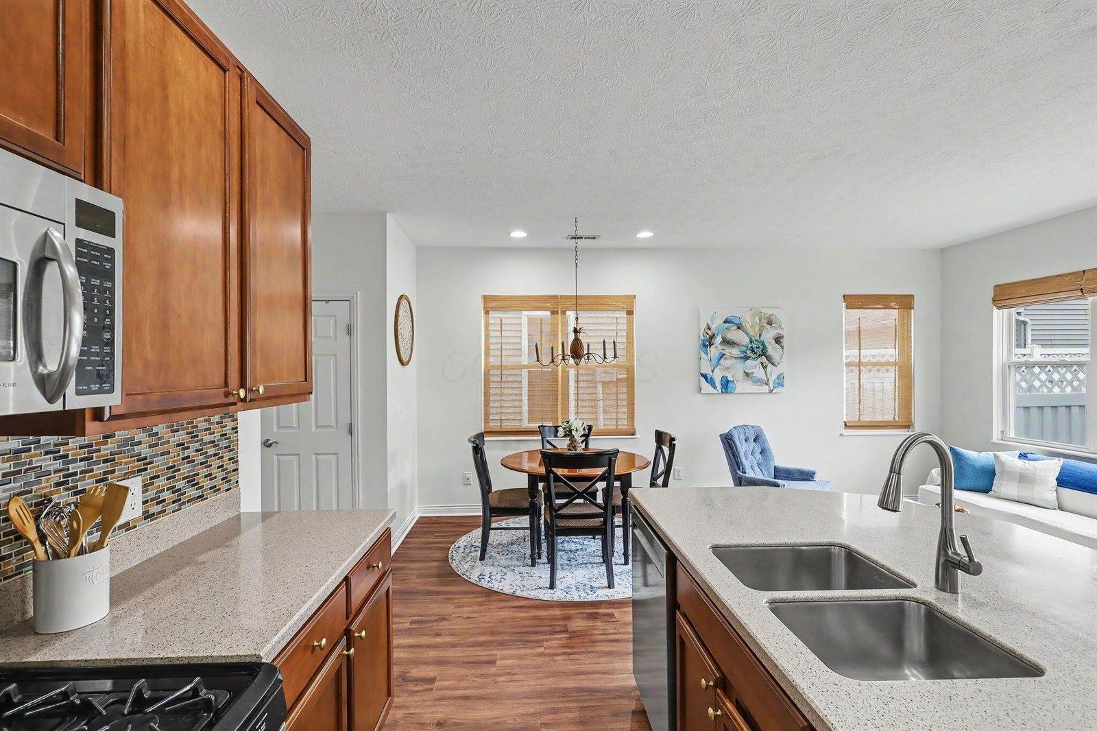 6131 Rackley Way, Westerville, OH 43081