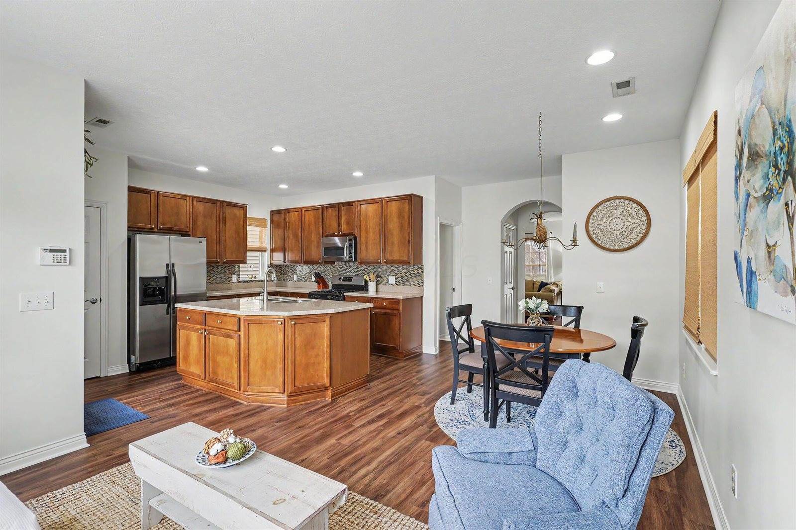 6131 Rackley Way, Westerville, OH 43081