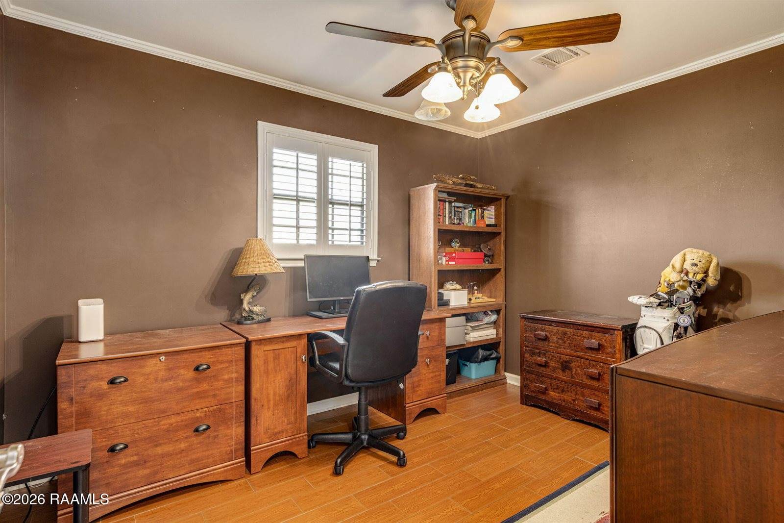 1608 East B North Street, Rayne, LA 70578