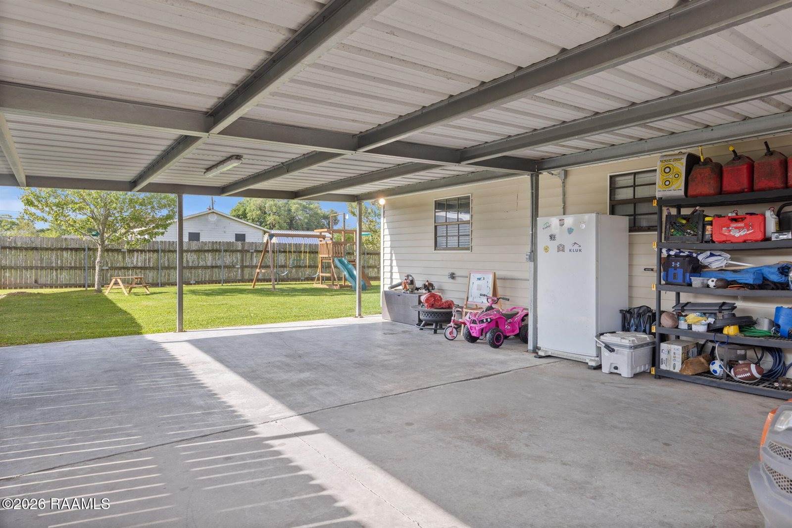 1608 East B North Street, Rayne, LA 70578