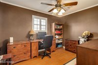 1608 East B North Street, Rayne, LA 70578