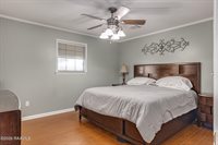 1608 East B North Street, Rayne, LA 70578