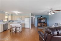 1608 East B North Street, Rayne, LA 70578