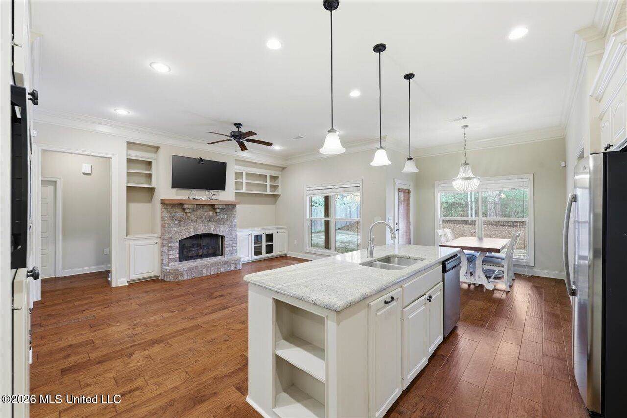 133 Meadowcreek Drive, Brandon, MS 39042