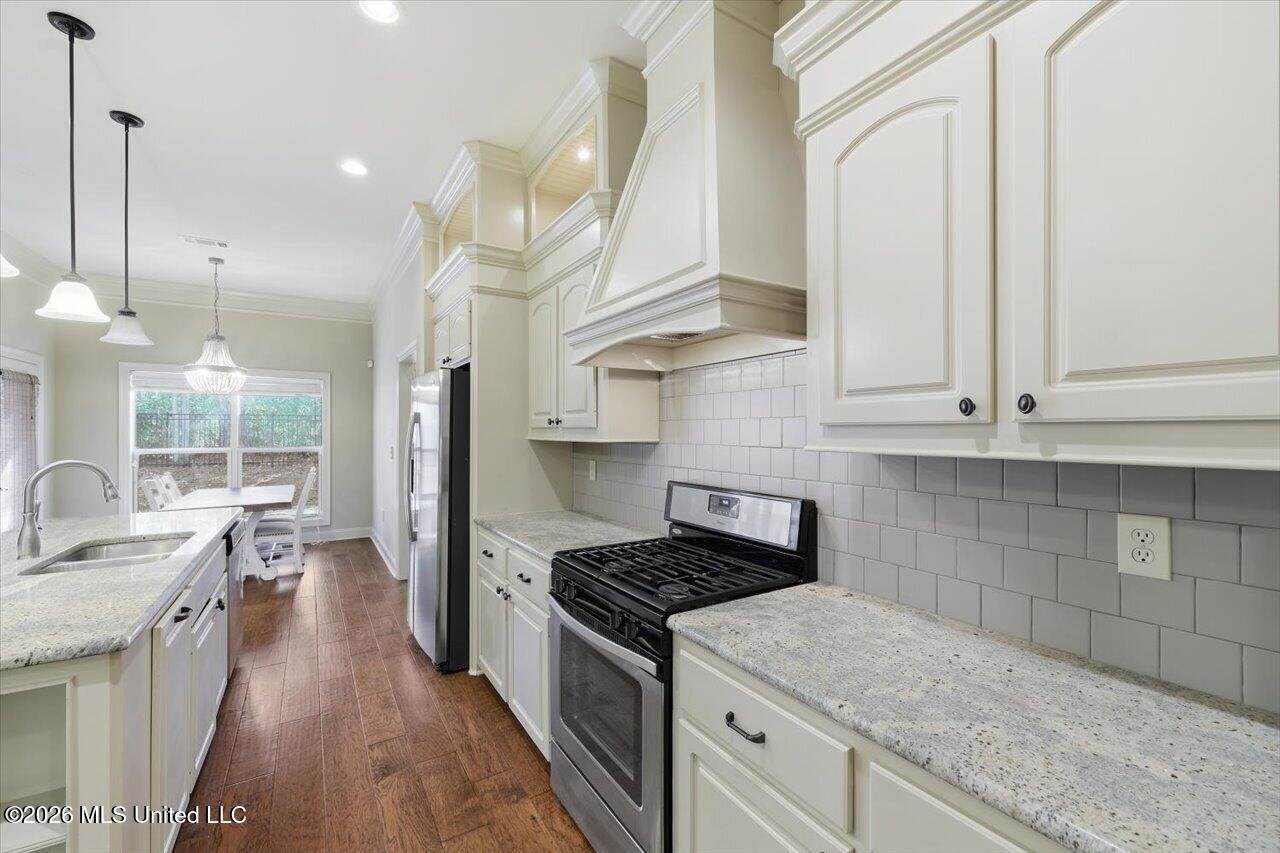 133 Meadowcreek Drive, Brandon, MS 39042