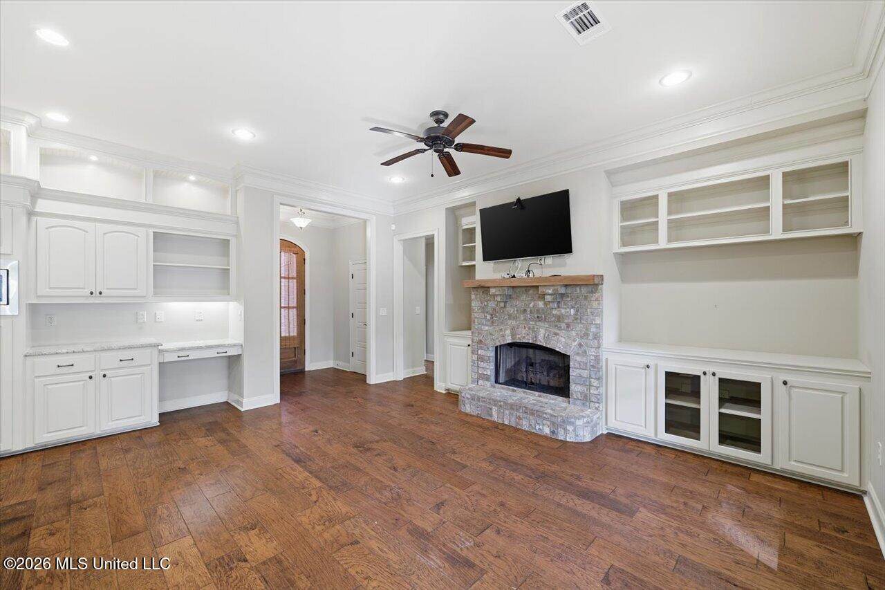 133 Meadowcreek Drive, Brandon, MS 39042