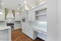 133 Meadowcreek Drive, Brandon, MS 39042