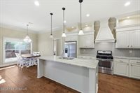 133 Meadowcreek Drive, Brandon, MS 39042